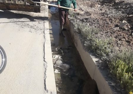 لایروبی جدول خیابان امام